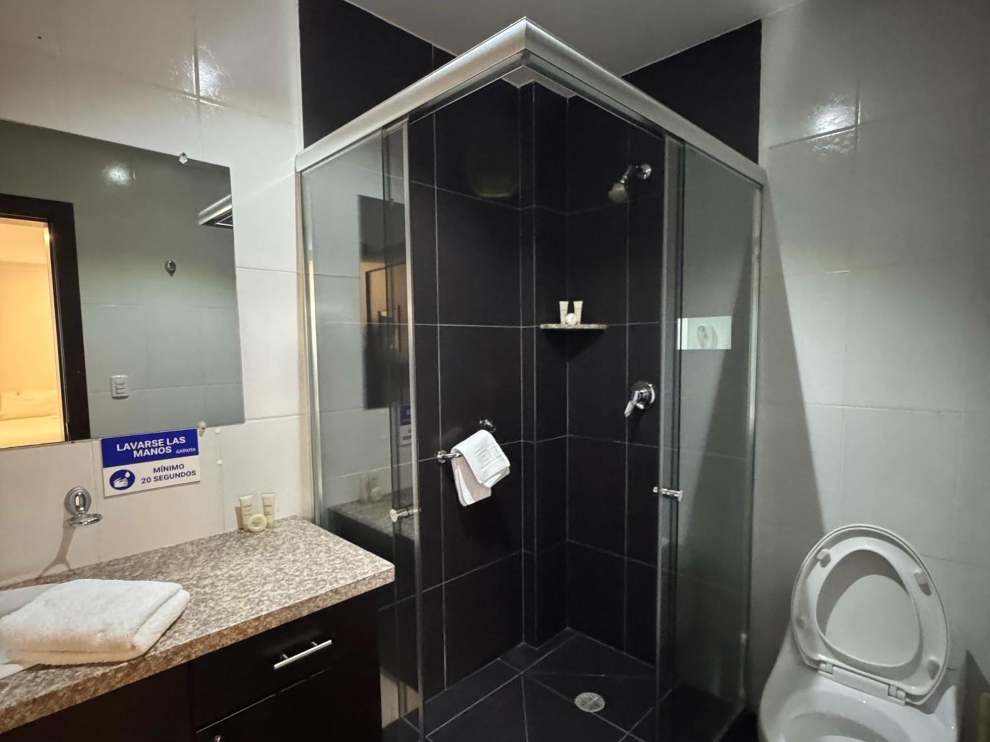 Gaviota Apartments & Suites Куенка Екстер'єр фото