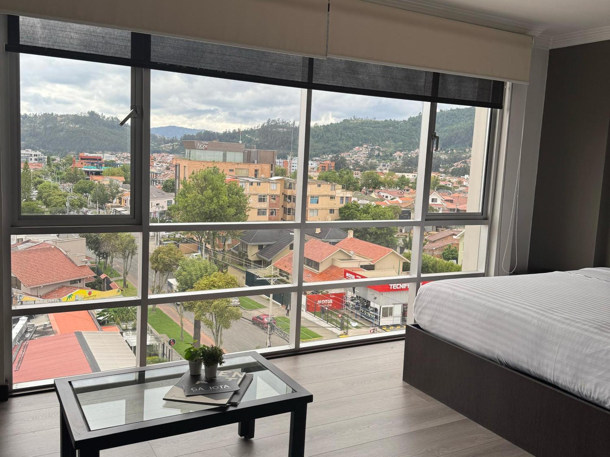 Gaviota Apartments & Suites Куенка Екстер'єр фото
